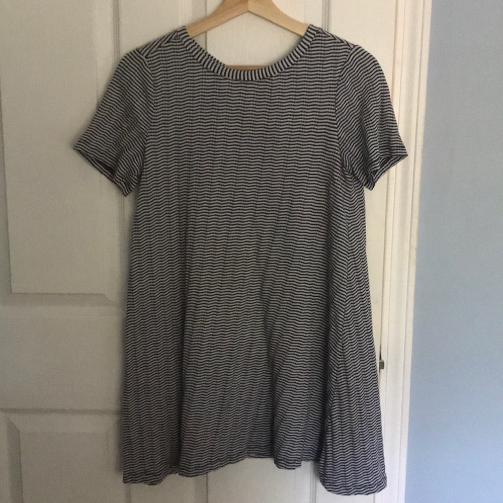 Black and white swing t shirt dress